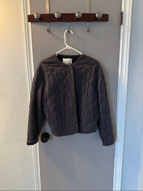 Wilfred Quilted Button-Front Utility Jacket in Charcoal excellent condition